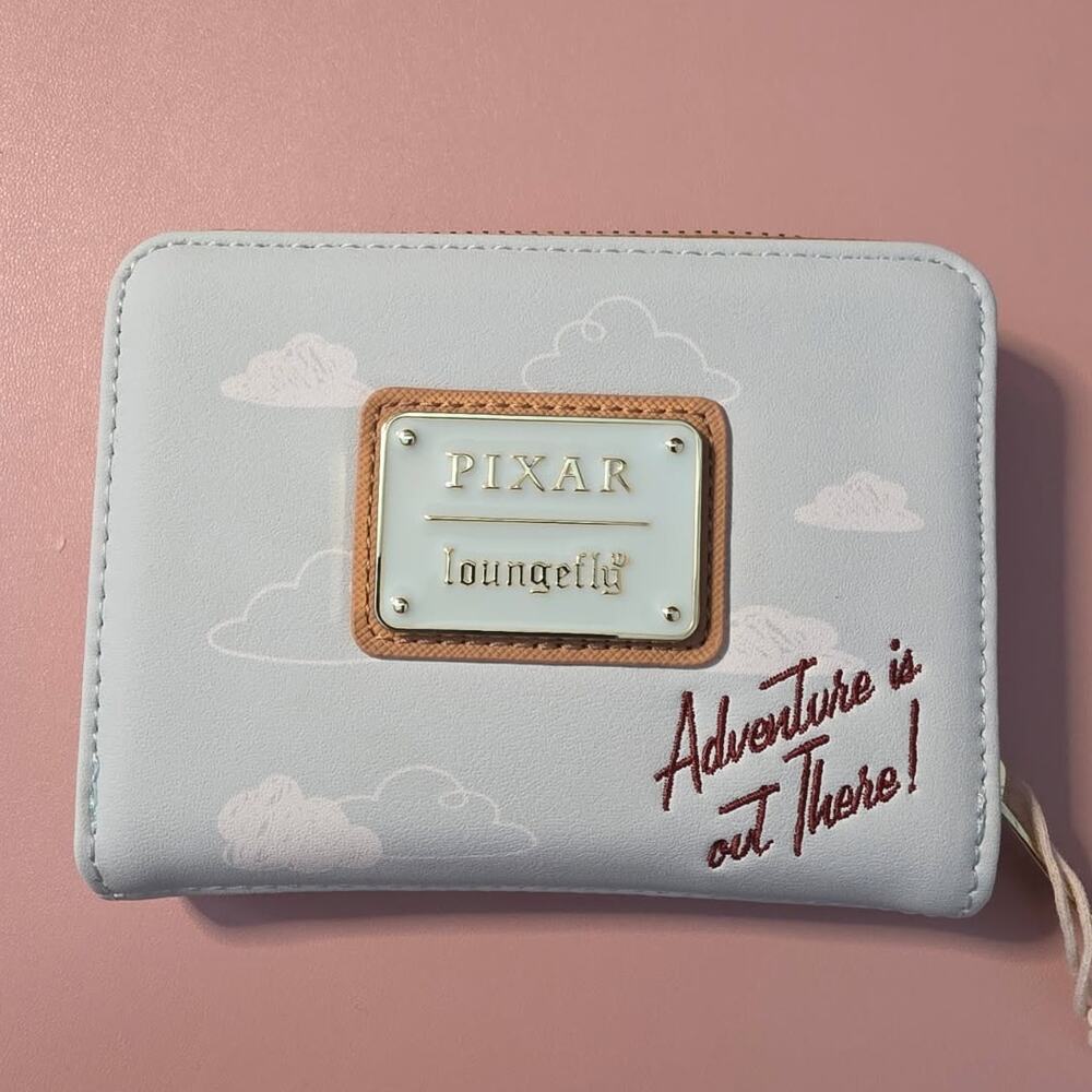 Loungefly Disney Pixar Up Russell Heart Balloons Accordion Wallet NWT - Picture 6 of 8